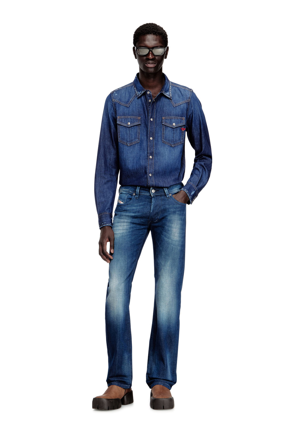 Men's Denim shirt with patch pockets Blue