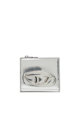 Women's Bi-fold card holder in mirrored leather Silver
