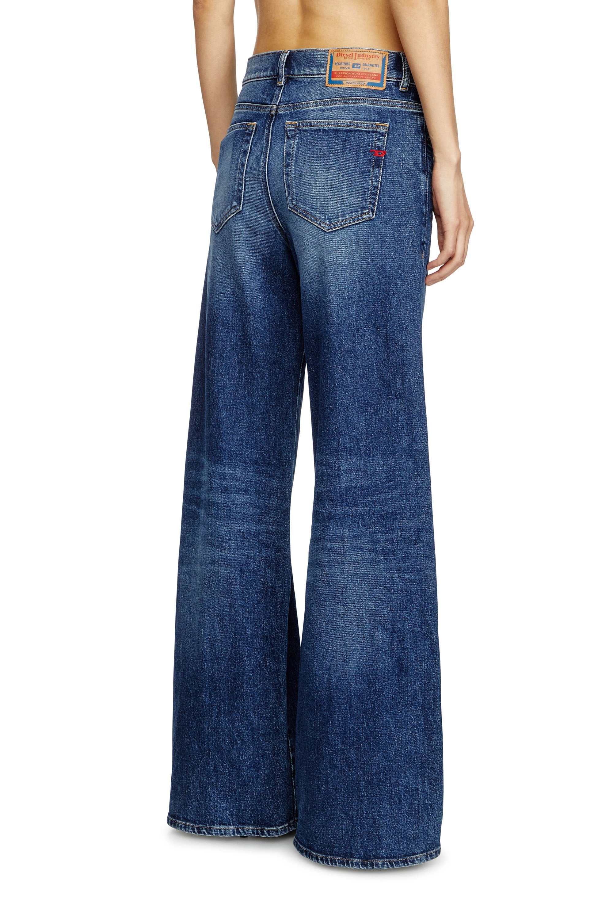 Women's Flare Jeans Medium blue 1978 D-Akemi
