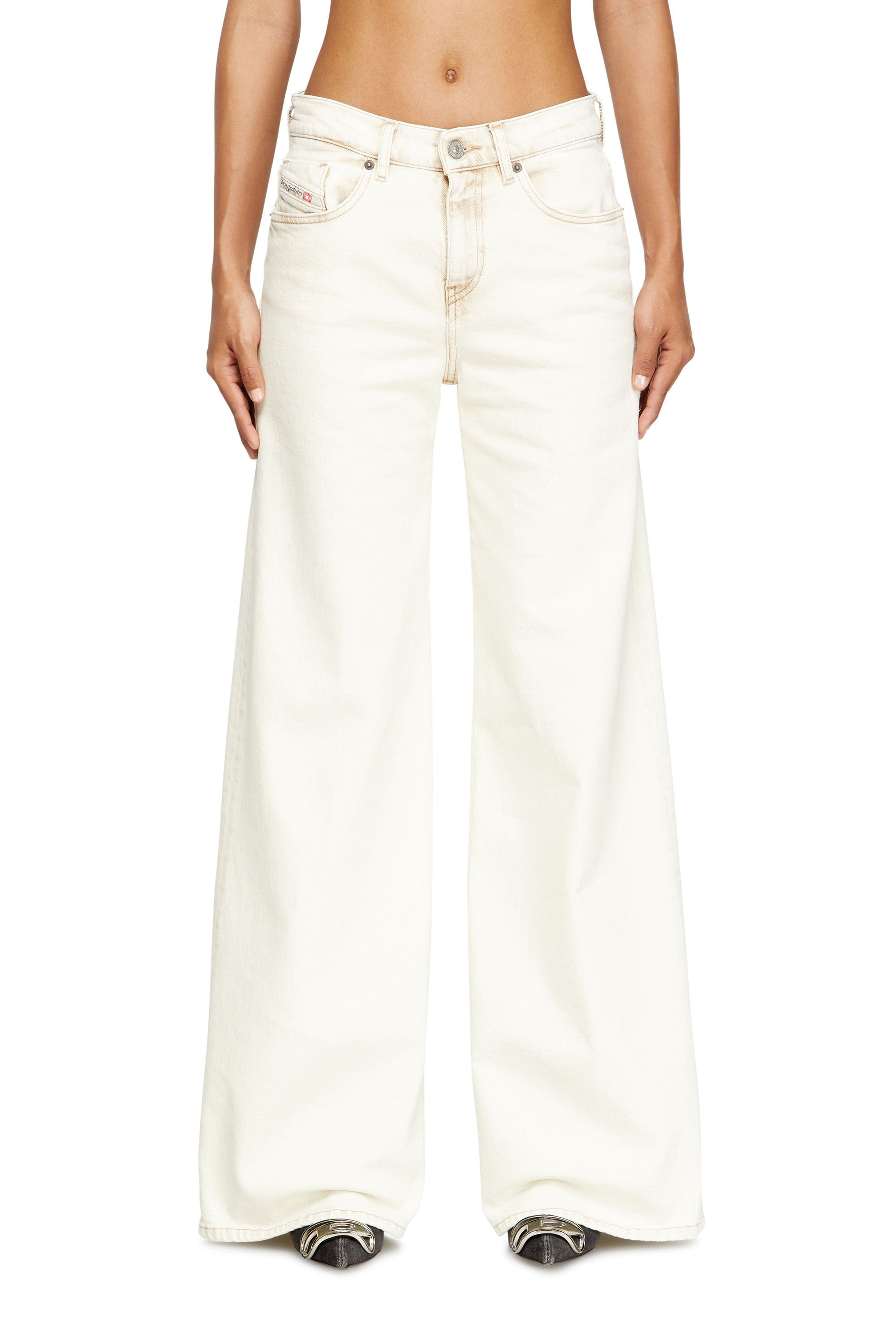 Women's Flare Jeans White 1978 D-Akemi