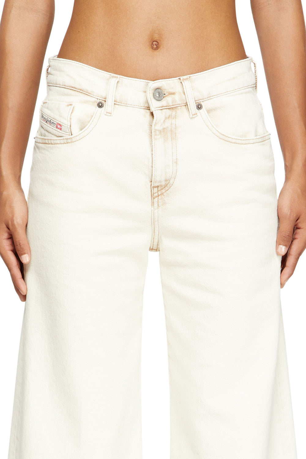 Women's Flare Jeans White 1978 D-Akemi