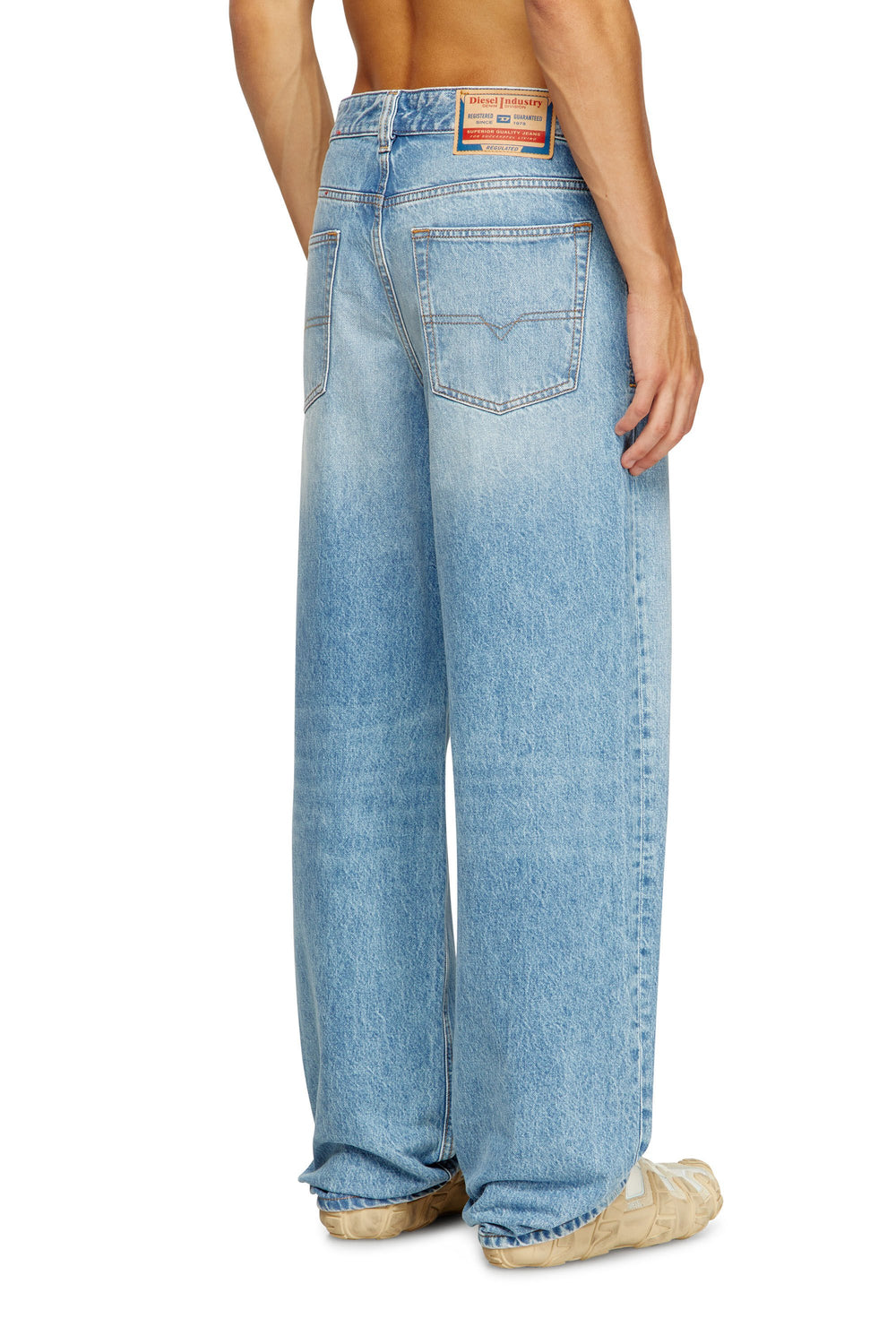 Men's Relaxed Jeans Light Blue 2001 D-Macro