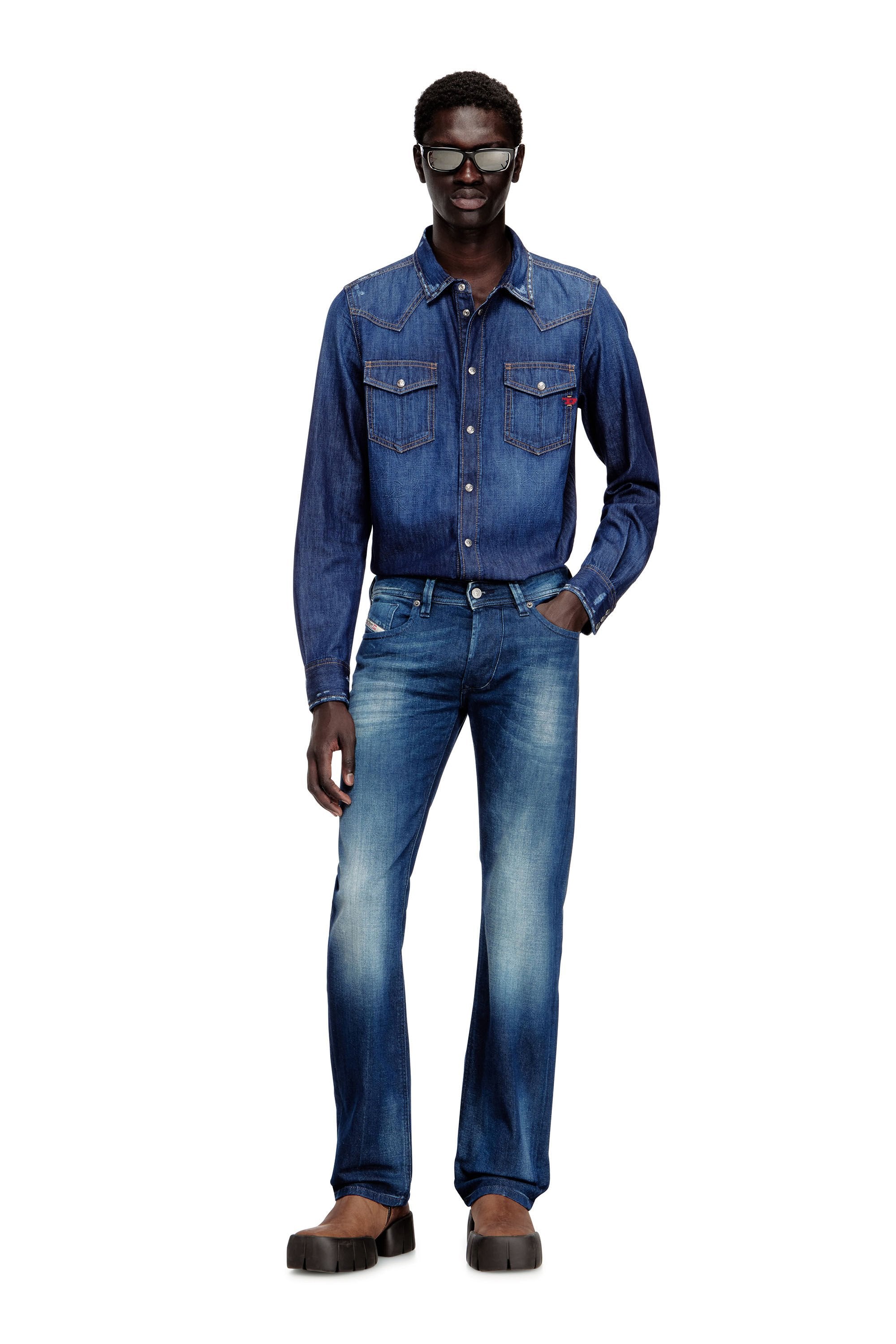 Men's Denim shirt with patch pockets Blue