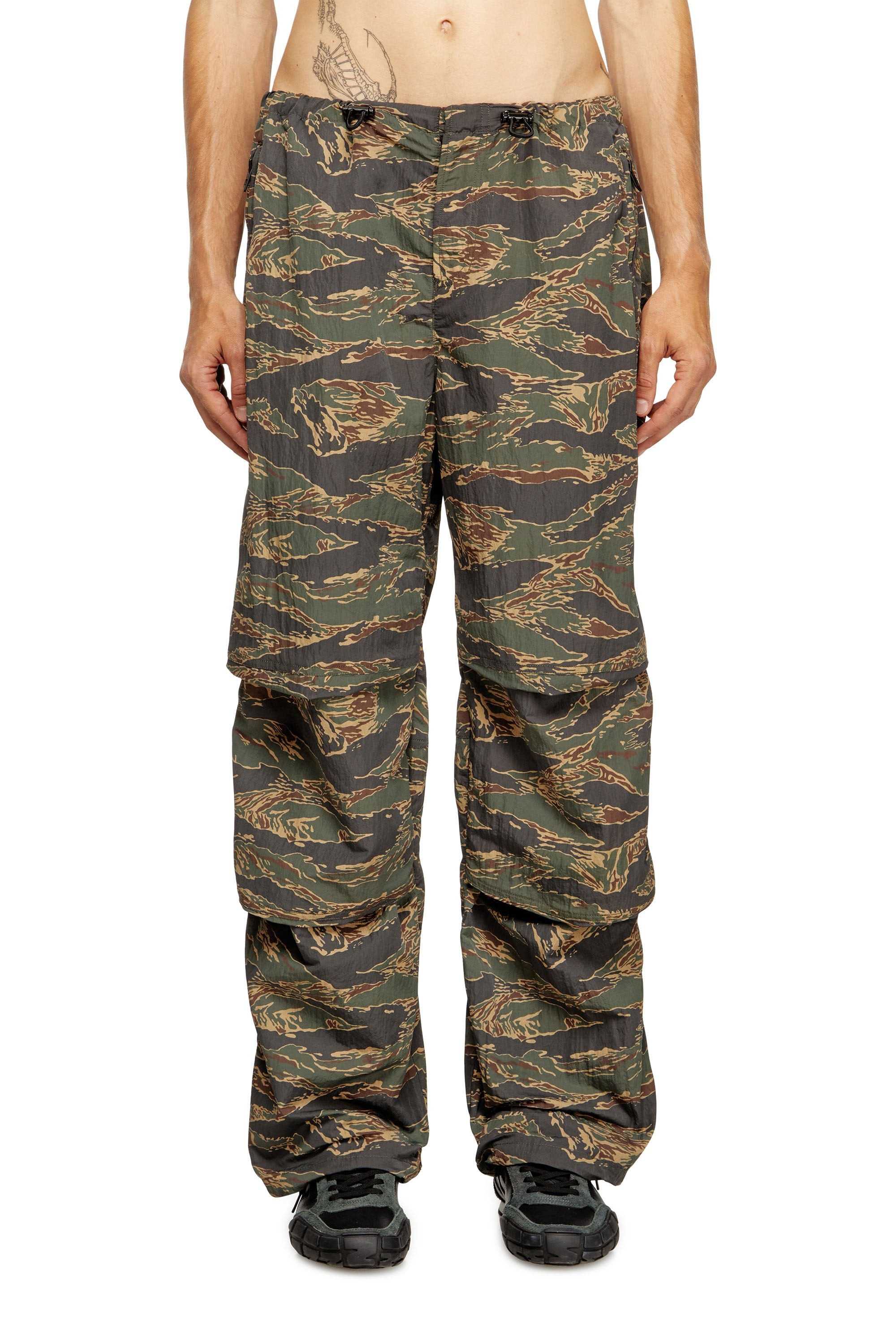 Men's Cargo pants in camo-print nylon Green