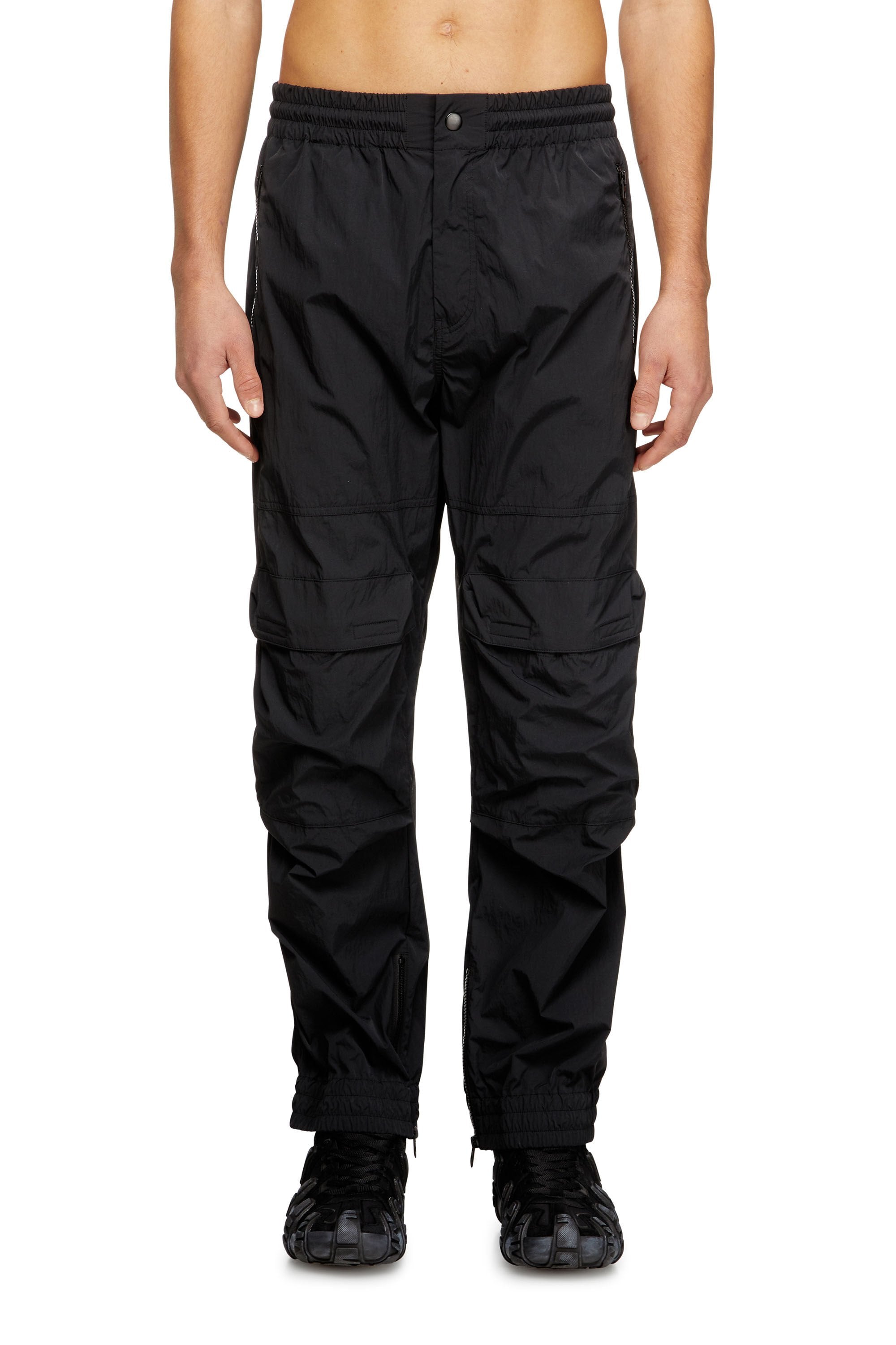 Men's Nylon pants with cargo pockets Black