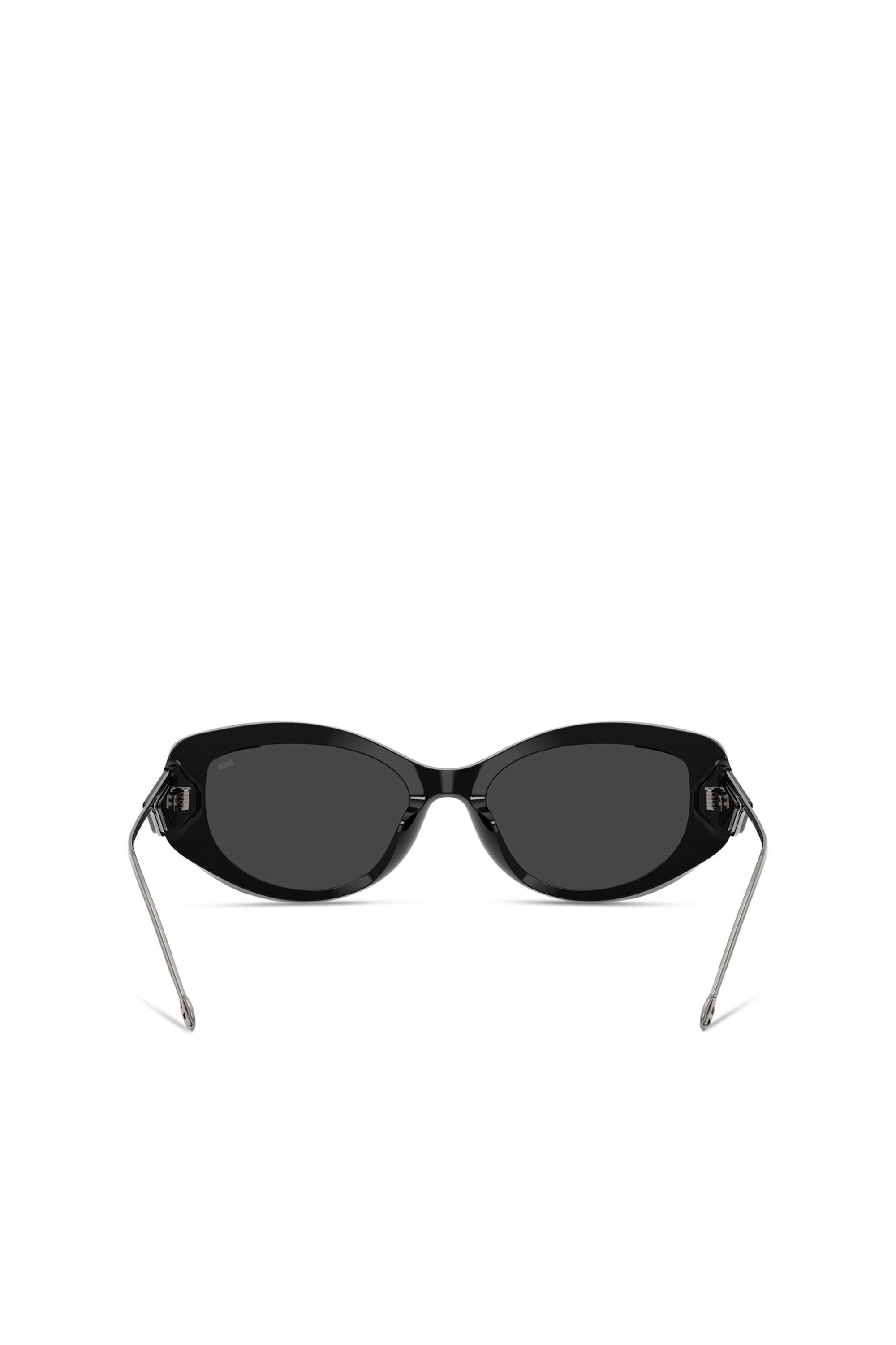Women's Cat-eye style sunglasses Grey
