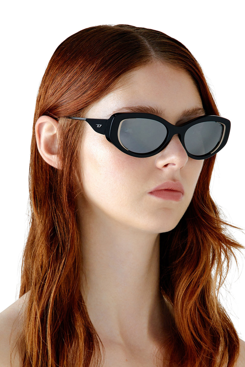 Women's Cat-eye style sunglasses Black