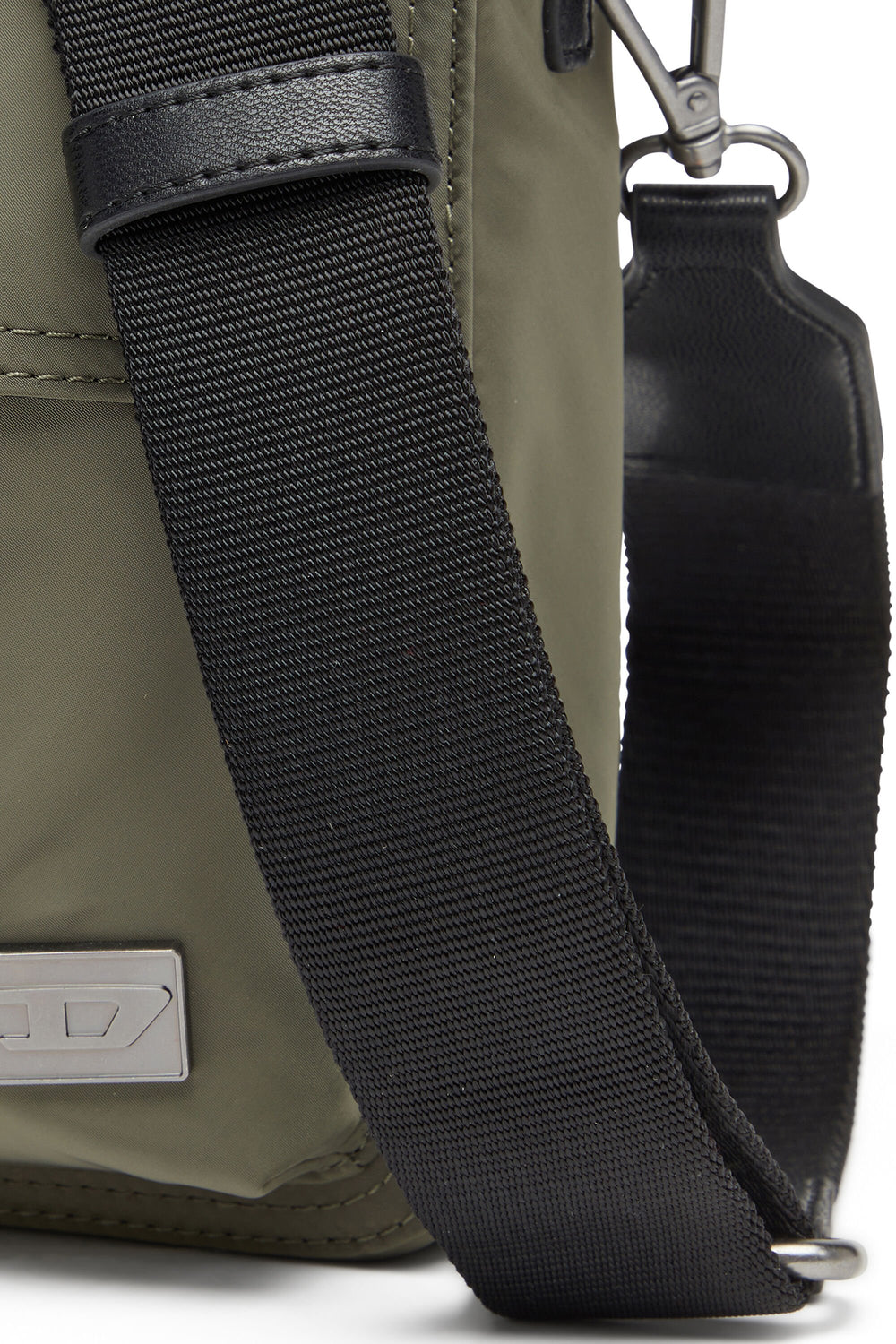 Women's Multi-Pkts-Crossbody bag in utilitarian shell Green