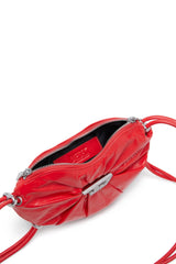 Women's Scrunch-D-Heart shoulder bag in scrunched leather Red