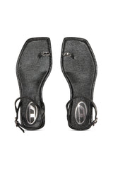 Women's D-AMBER - Sandal in leather with metallic logo Black